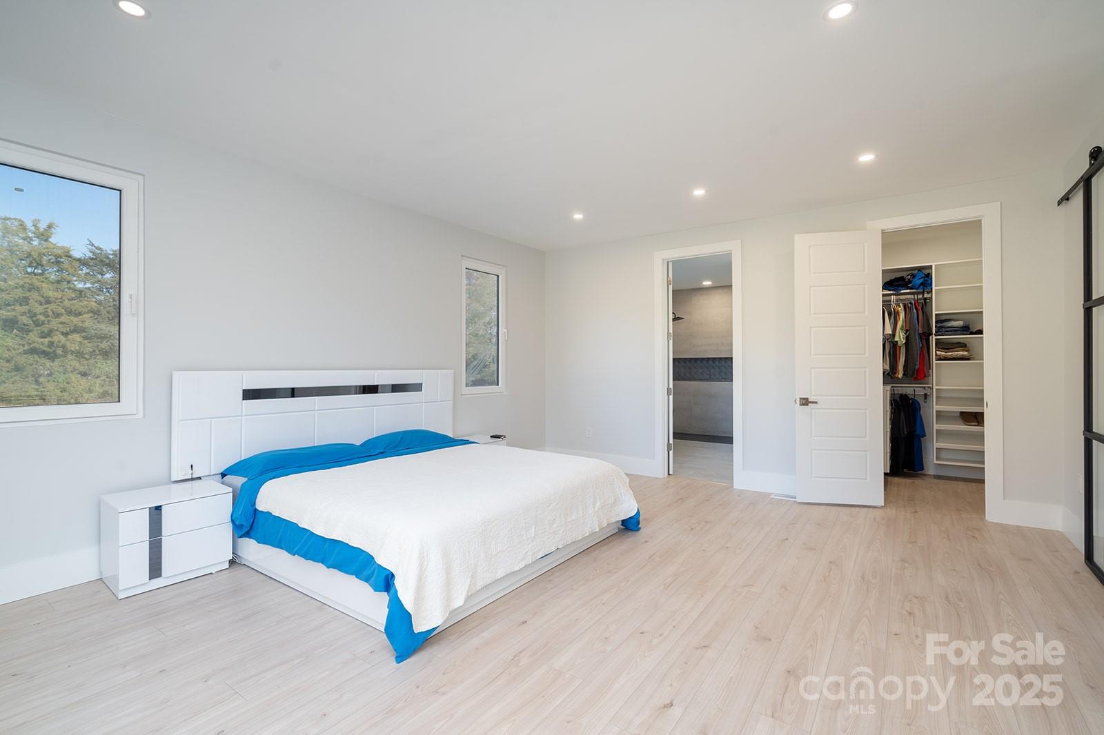 Waxhaw, North Carolina, 28173, United States, 5 Bedrooms Bedrooms, ,4 BathroomsBathrooms,Residential,For Sale,1990877