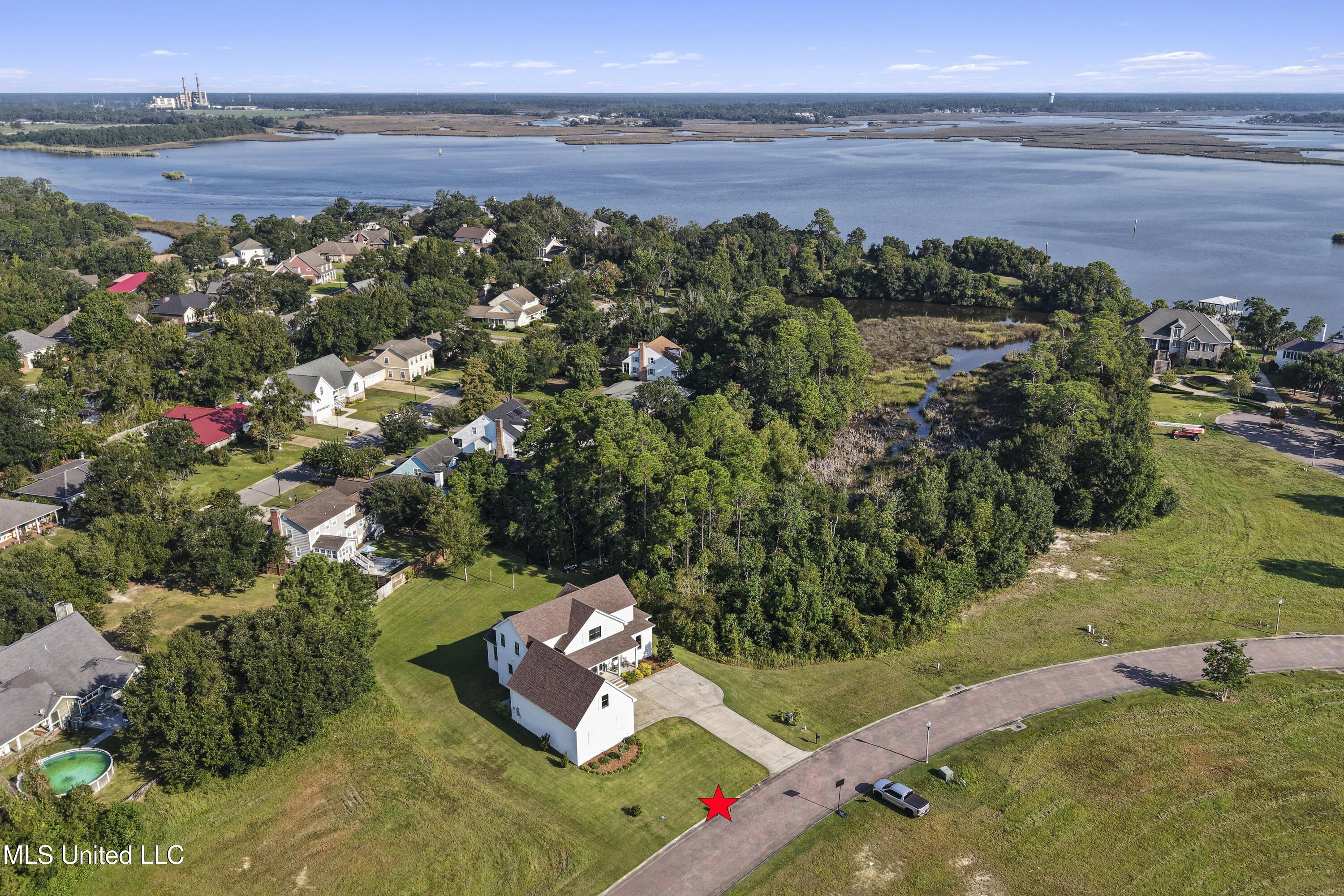 Biloxi, Mississippi, 39531, United States, 4 Bedrooms Bedrooms, ,4 BathroomsBathrooms,Residential,For Sale,1978703