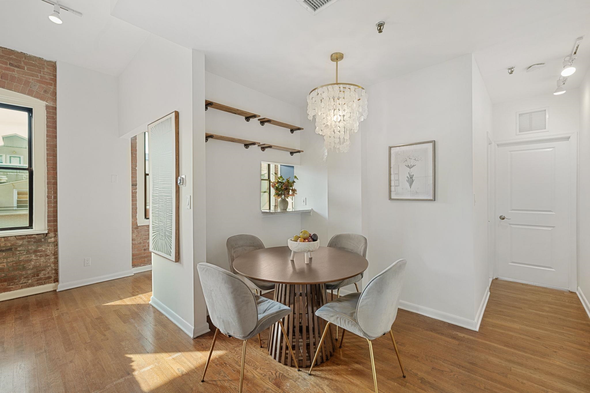 Jersey City, New Jersey, 07302, United States, 2 Bedrooms Bedrooms, ,2 BathroomsBathrooms,Residential,For Sale,1961063