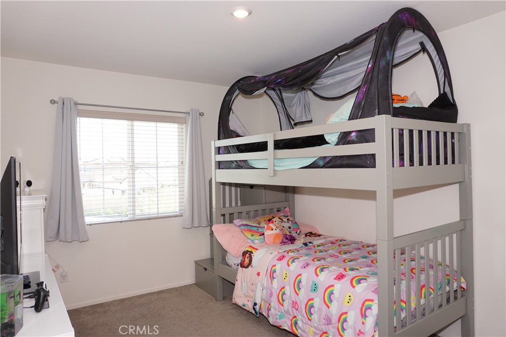Hemet, California, 92543, United States, 5 Bedrooms Bedrooms, ,3 BathroomsBathrooms,Residential,For Sale,1826909