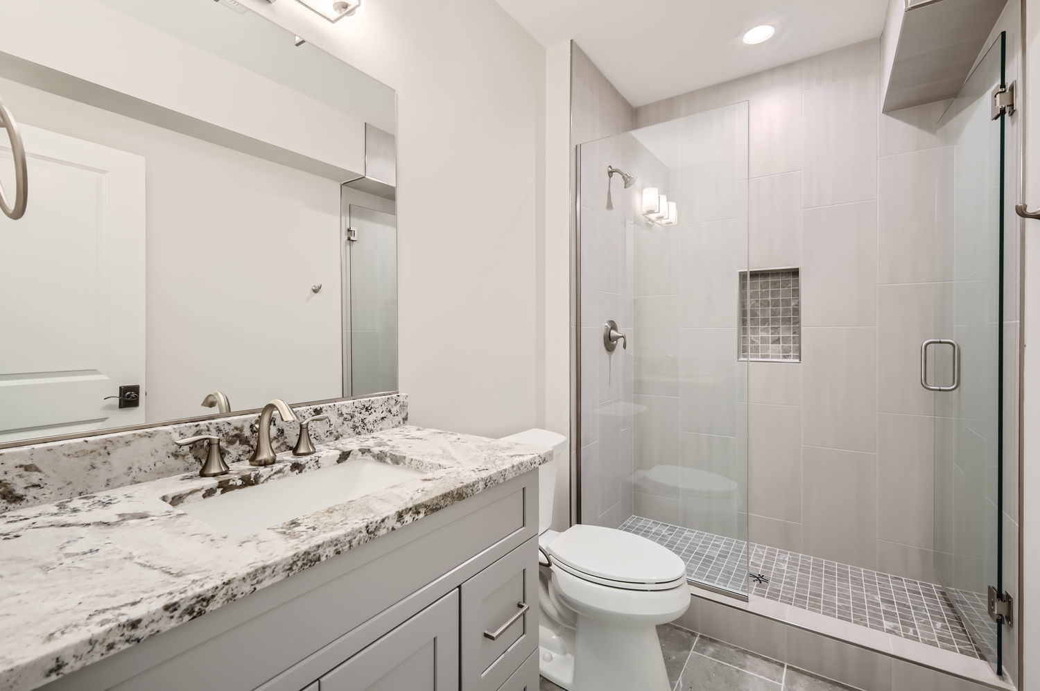 Mettawa, Illinois, 60048, United States, 4 Bedrooms Bedrooms, ,4 BathroomsBathrooms,Residential,For Sale,1994608