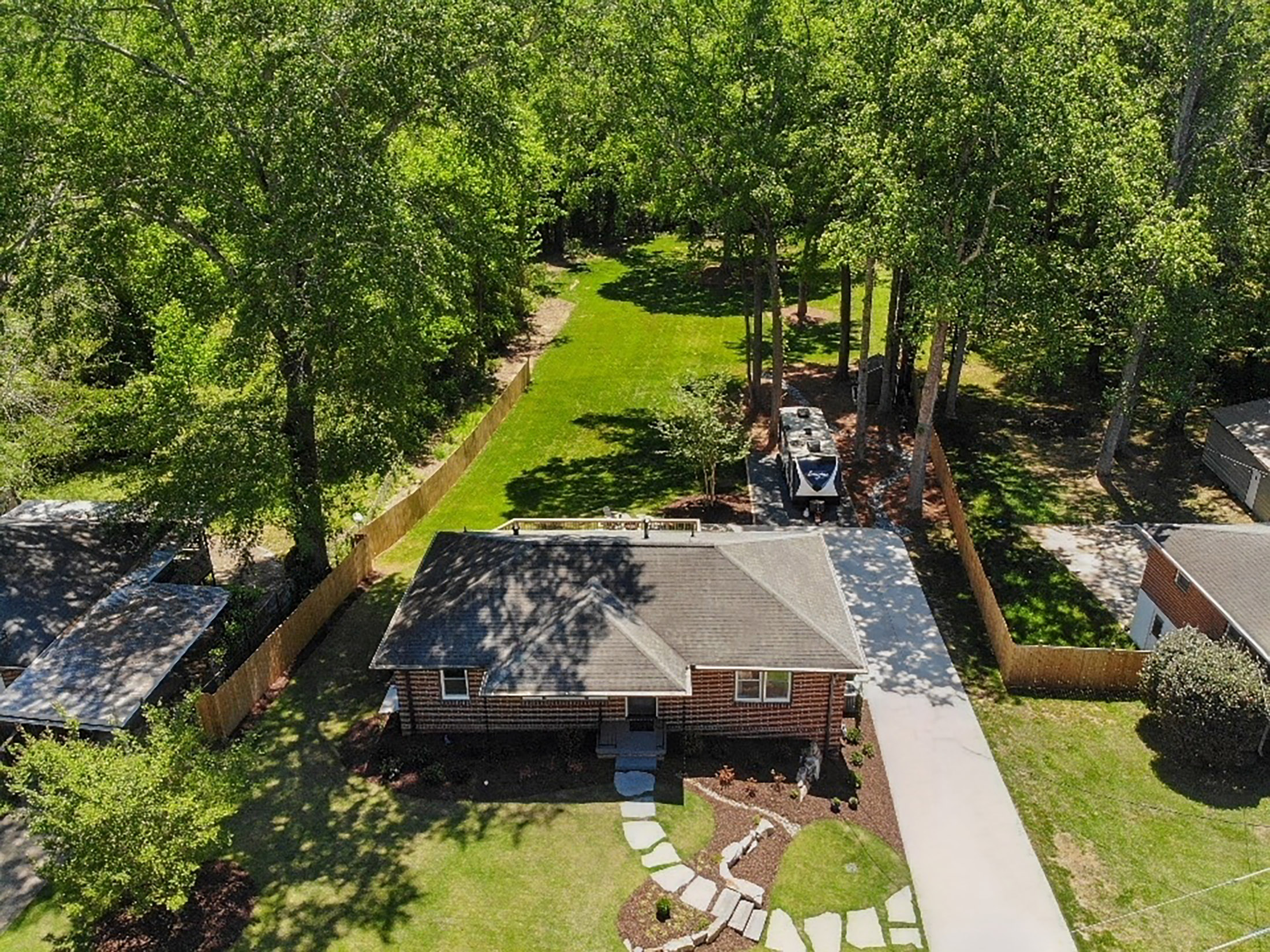  Completely Renovated with an Incredible Backyard, Close to Smyrna Village - 物件實景