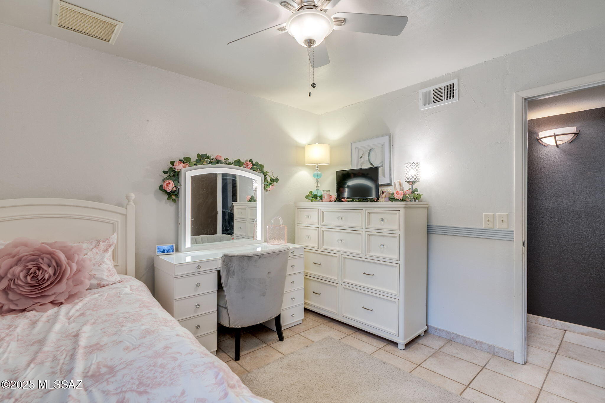 Tucson, Arizona, 85750, United States, 3 Bedrooms Bedrooms, ,2 BathroomsBathrooms,Residential,For Sale,1934360