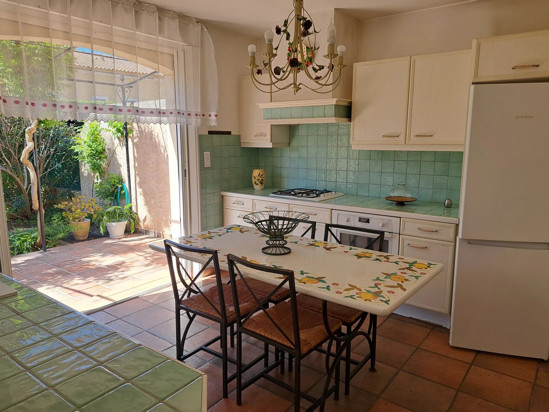 Carqueiranne, Provence-Alpes-Côte d’Azur, 83320, FR, 3 Bedrooms Bedrooms, ,2 BathroomsBathrooms,Residential,For Sale,1623746