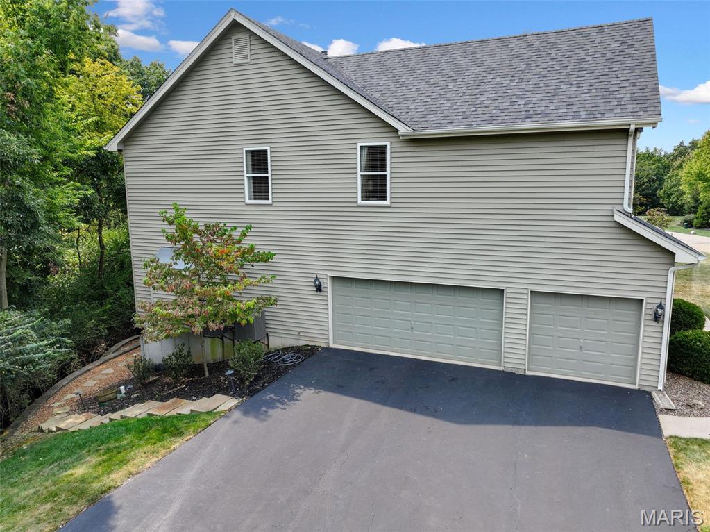 Wildwood, Missouri, 63021, United States, 4 Bedrooms Bedrooms, ,4 BathroomsBathrooms,Residential,For Sale,1947047