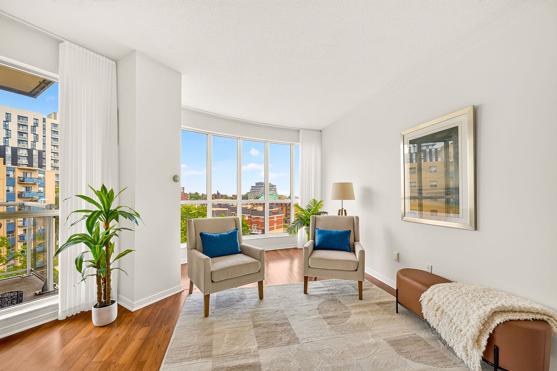  Desirable Waterfront Condo - 物件實景