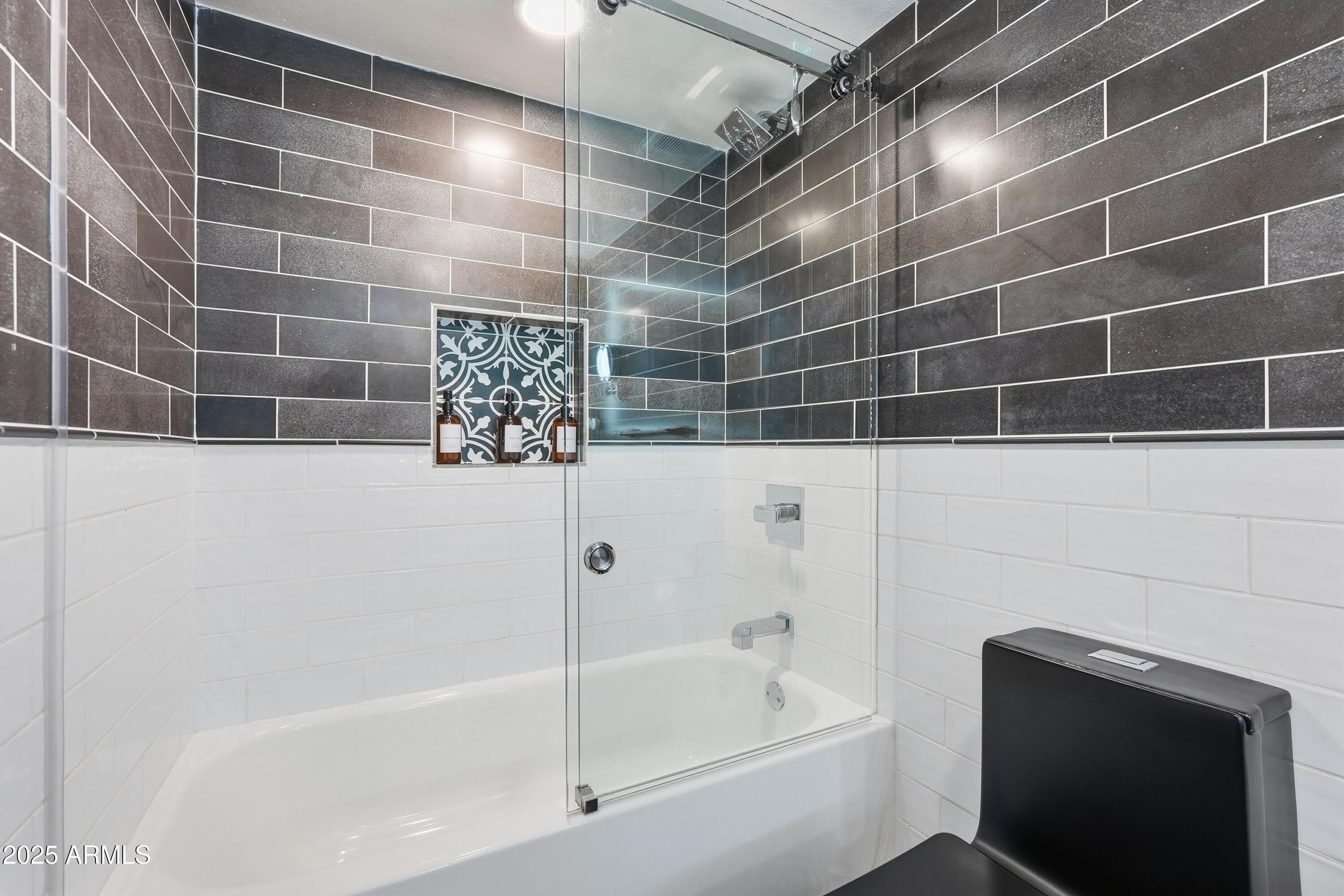 Scottsdale, Arizona, 85251, United States, 4 Bedrooms Bedrooms, ,2 BathroomsBathrooms,Residential,For Sale,2001861