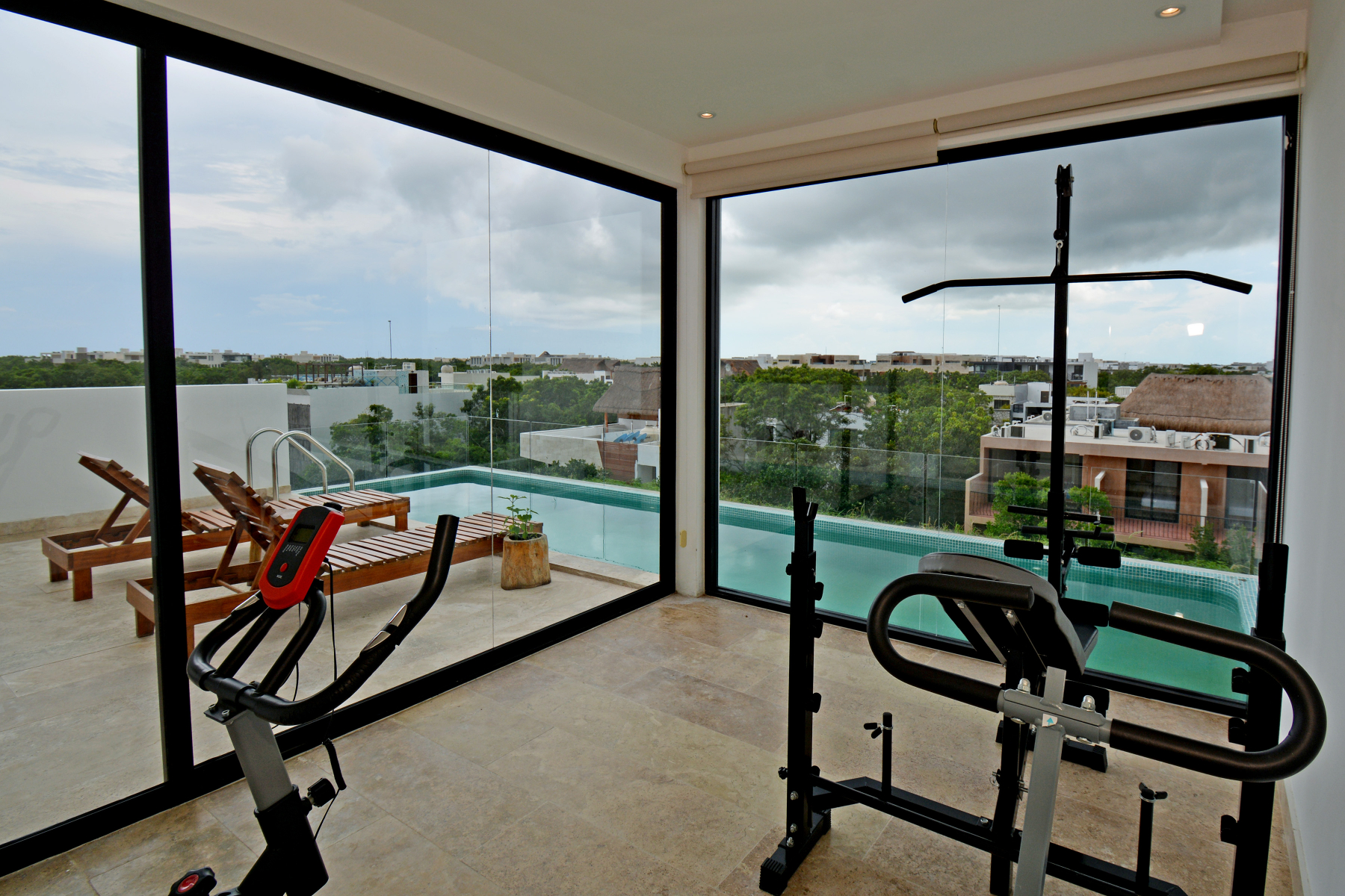  MODERN APARTMENT WITH PRIVATE POOL AND EXCLUSIVE DESIGN - 物件實景