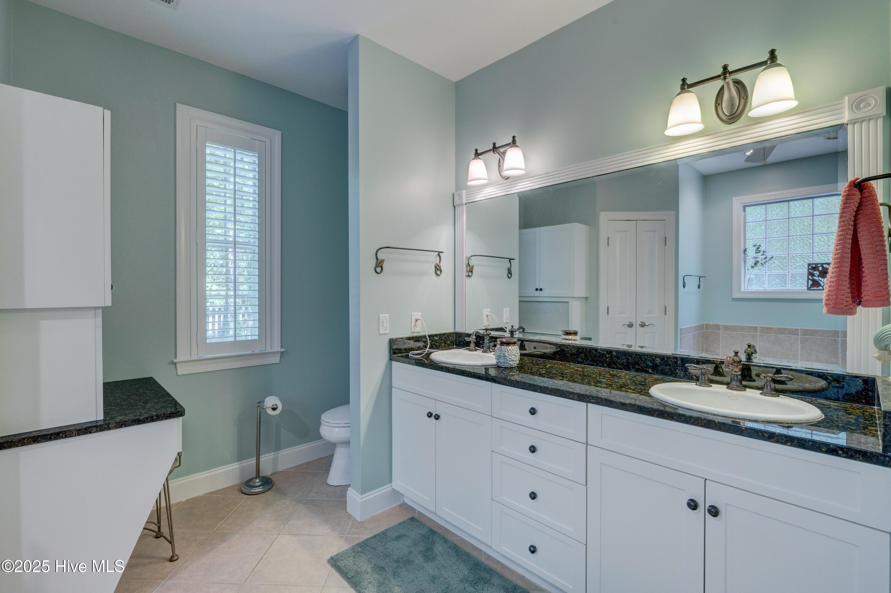 Wilmington, North Carolina, 28411, United States, 3 Bedrooms Bedrooms, ,2 BathroomsBathrooms,Residential,For Sale,1786296