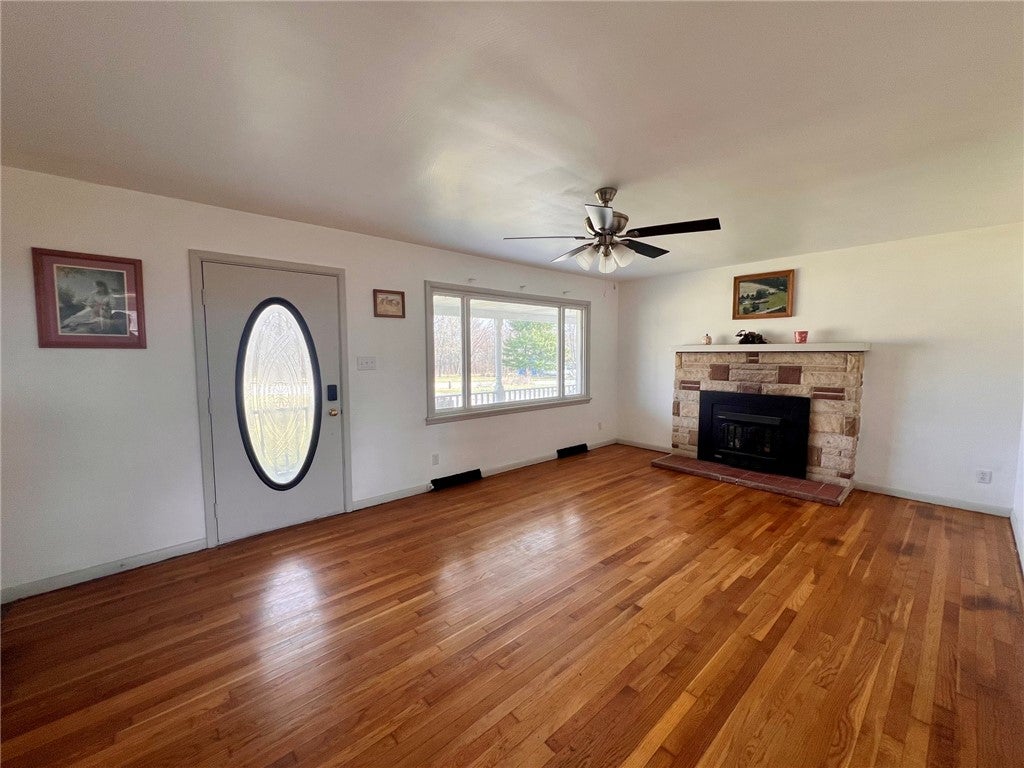 Vernon Rd, Greenville, PA 16125 #1