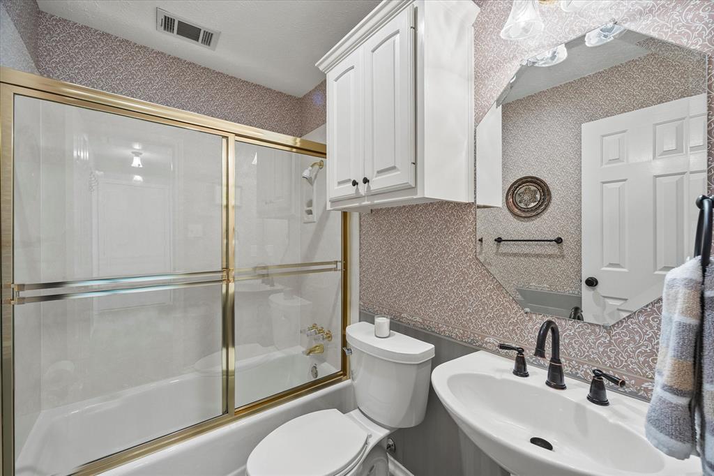 Rockwall, Texas, 75032, United States, 4 Bedrooms Bedrooms, ,3 BathroomsBathrooms,Residential,For Sale,1826562