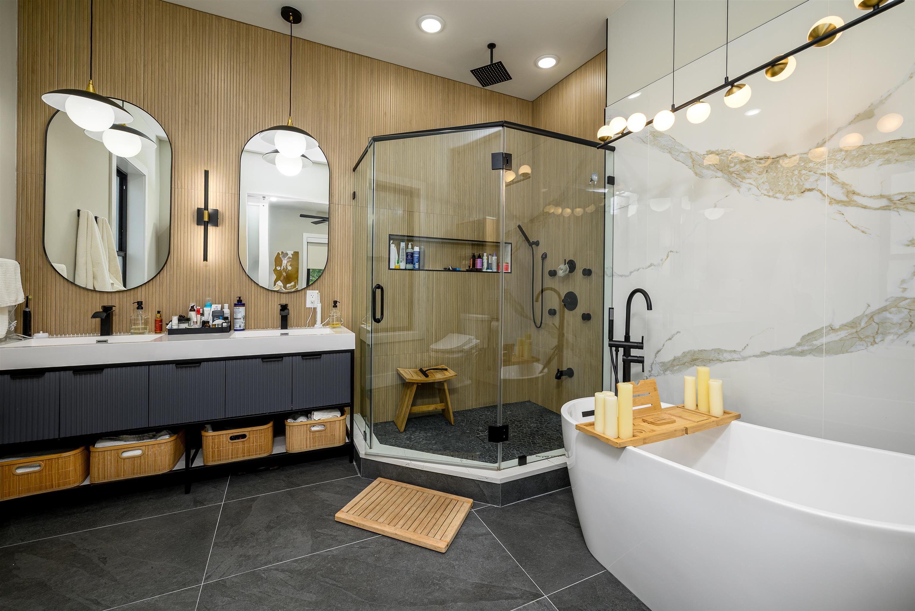 Jersey City, New Jersey, 07307, United States, 3 Bedrooms Bedrooms, ,3 BathroomsBathrooms,Residential,For Sale,1901105
