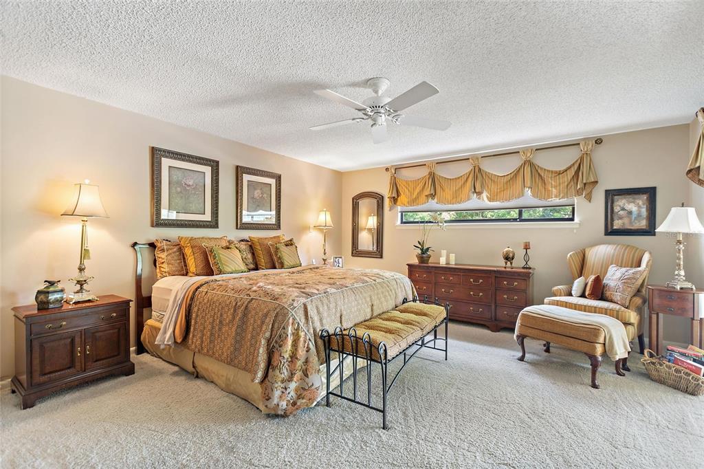 Winter Haven, Florida, 33881, United States, 4 Bedrooms Bedrooms, ,3 BathroomsBathrooms,Residential,For Sale,1911221