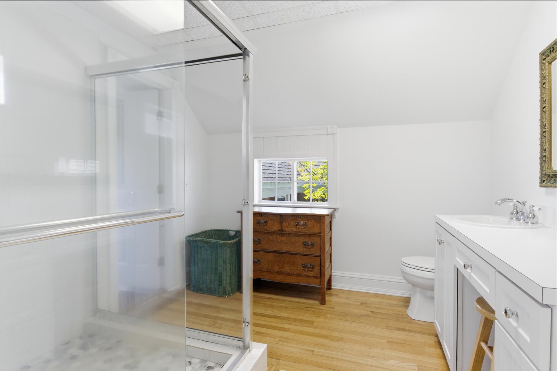  517 Montauk Highway, East Quogue, NY 11942 - 物件實景