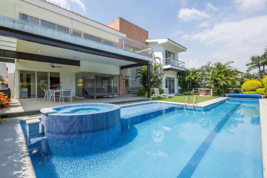 Emiliano Zapata, Morelos, 62765, Mexico, 5 Bedrooms Bedrooms, ,6 BathroomsBathrooms,Residential,For Sale,1965524