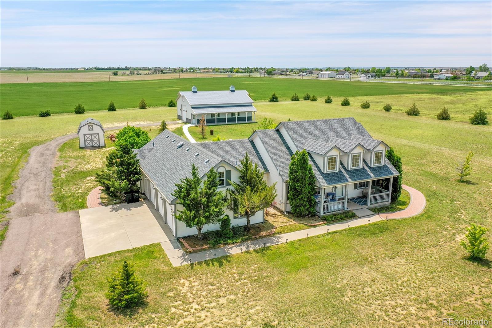 Strasburg, Colorado, 80136, United States, 3 Bedrooms Bedrooms, ,4 BathroomsBathrooms,Residential,For Sale,1847034