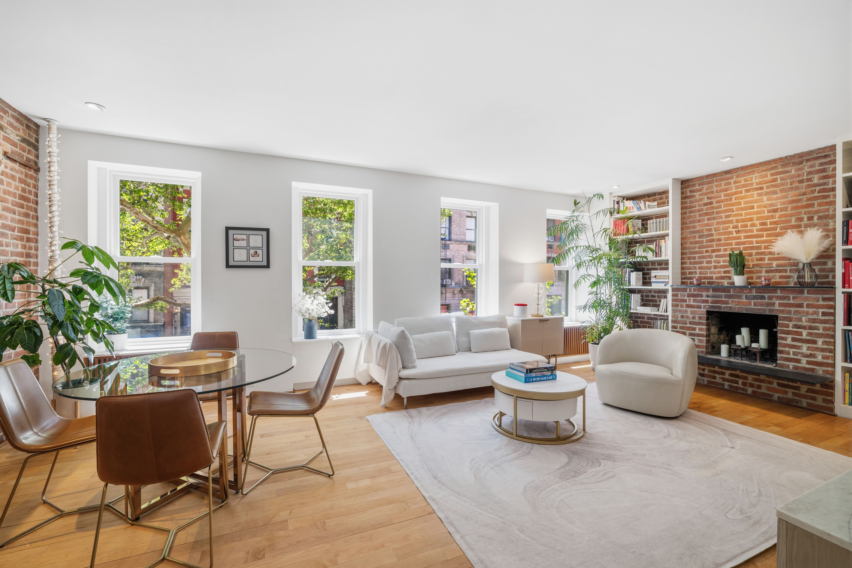  219 East 83rd Street - 物件實景