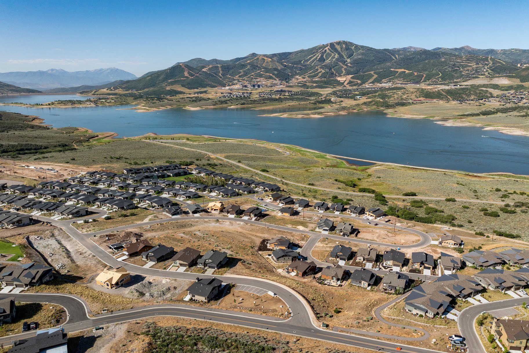  Expansive View Lot Within Lakeview Estates - 物件實景