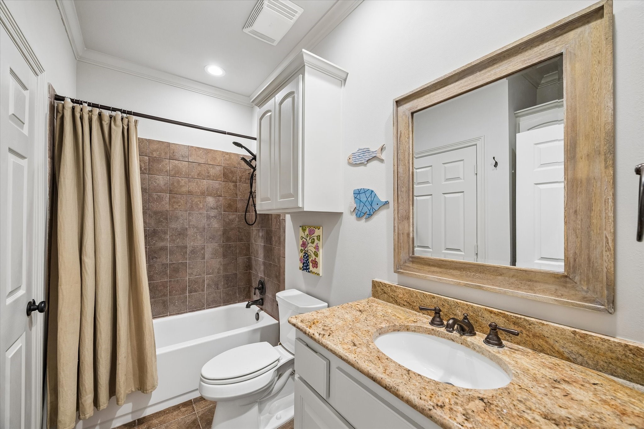  90 Twinstone Circle - 物件實景