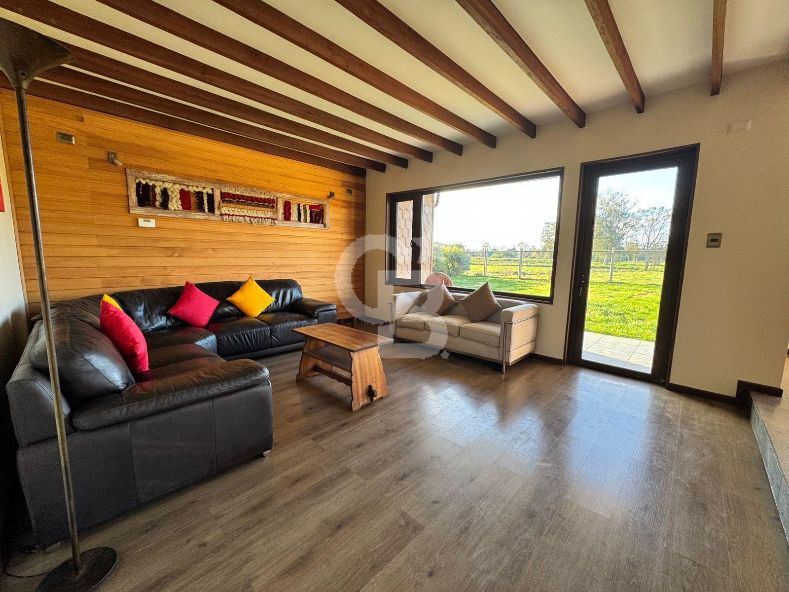 Puerto Varas, Chile, 5 Bedrooms Bedrooms, ,5 BathroomsBathrooms,Residential,For Sale,1972993