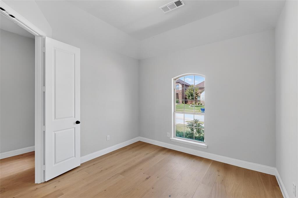 Mansfield, Texas, 76063, United States, 4 Bedrooms Bedrooms, ,4 BathroomsBathrooms,Residential,For Sale,1937764