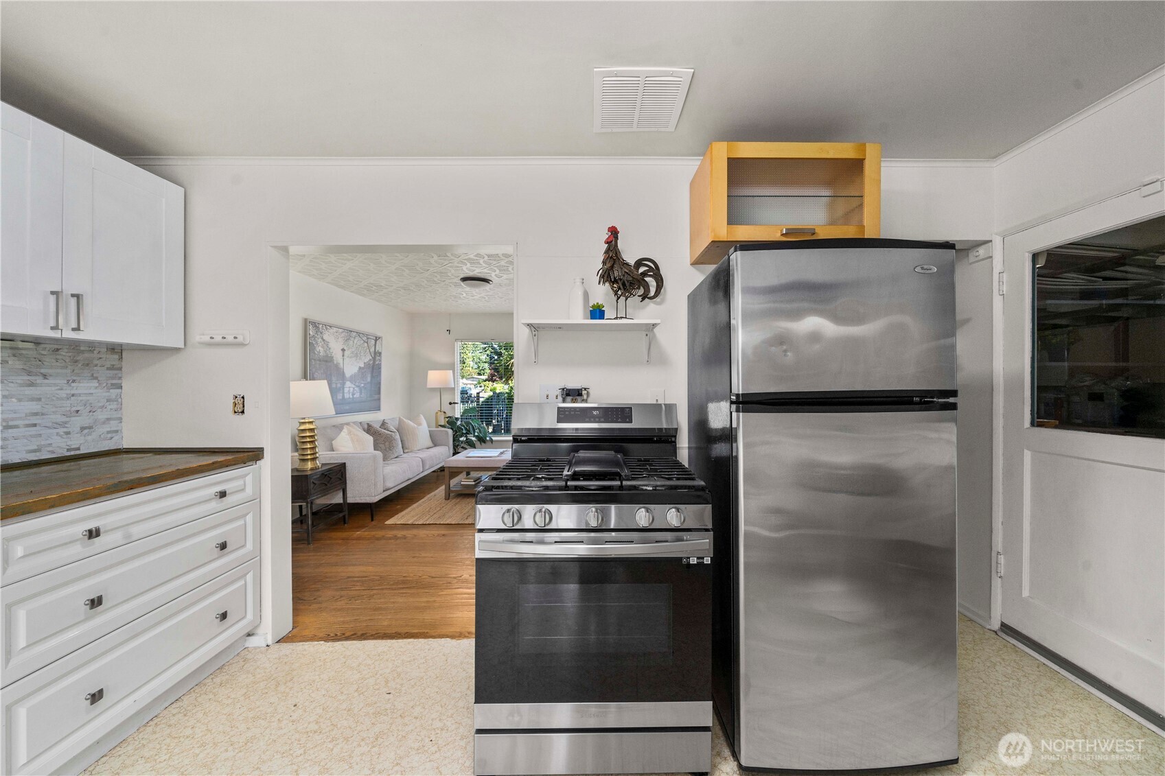 Renton, Washington, 98056, United States, 2 Bedrooms Bedrooms, ,1 BathroomBathrooms,Residential,For Sale,1907773