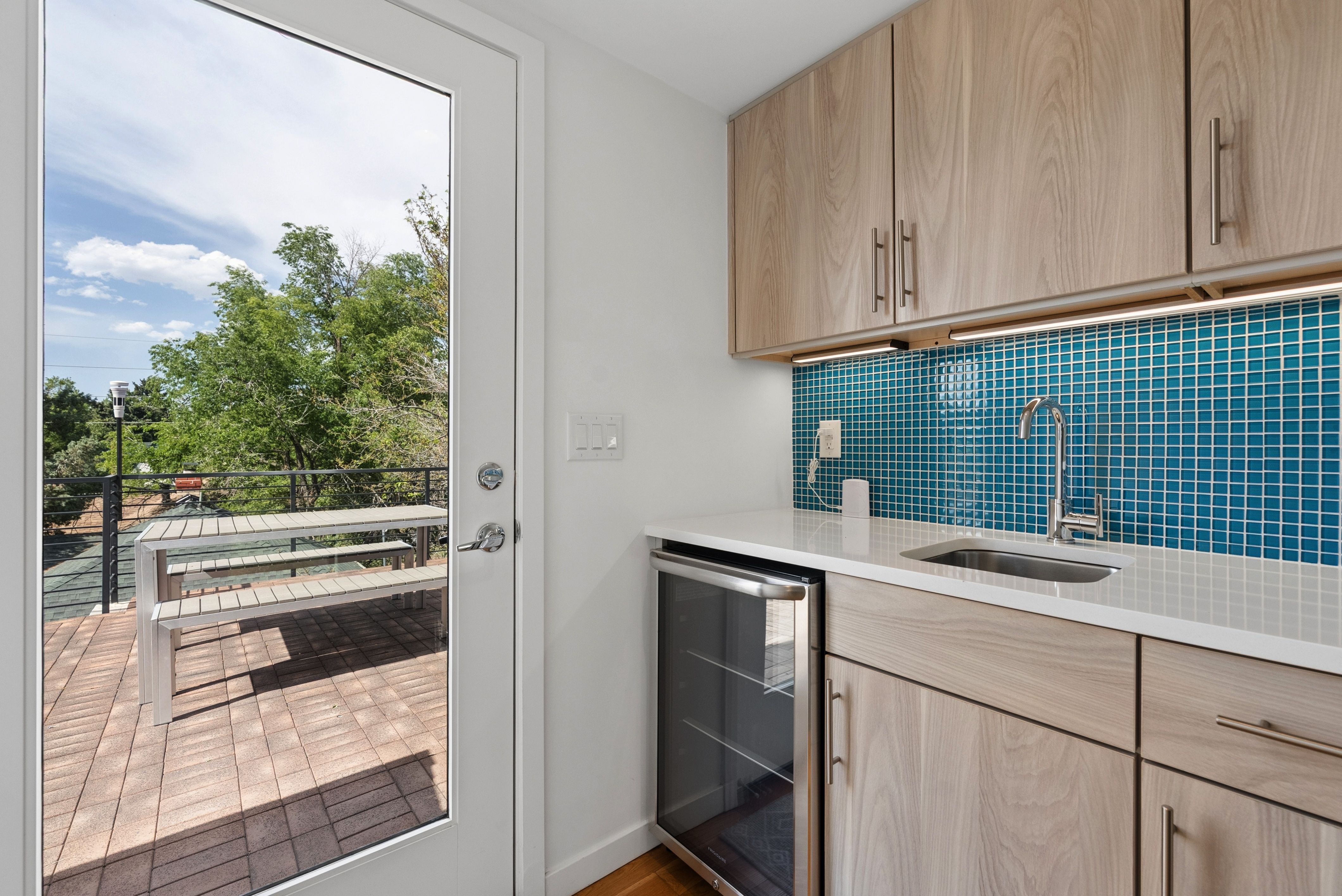  Sleek contemporary home - 物件實景