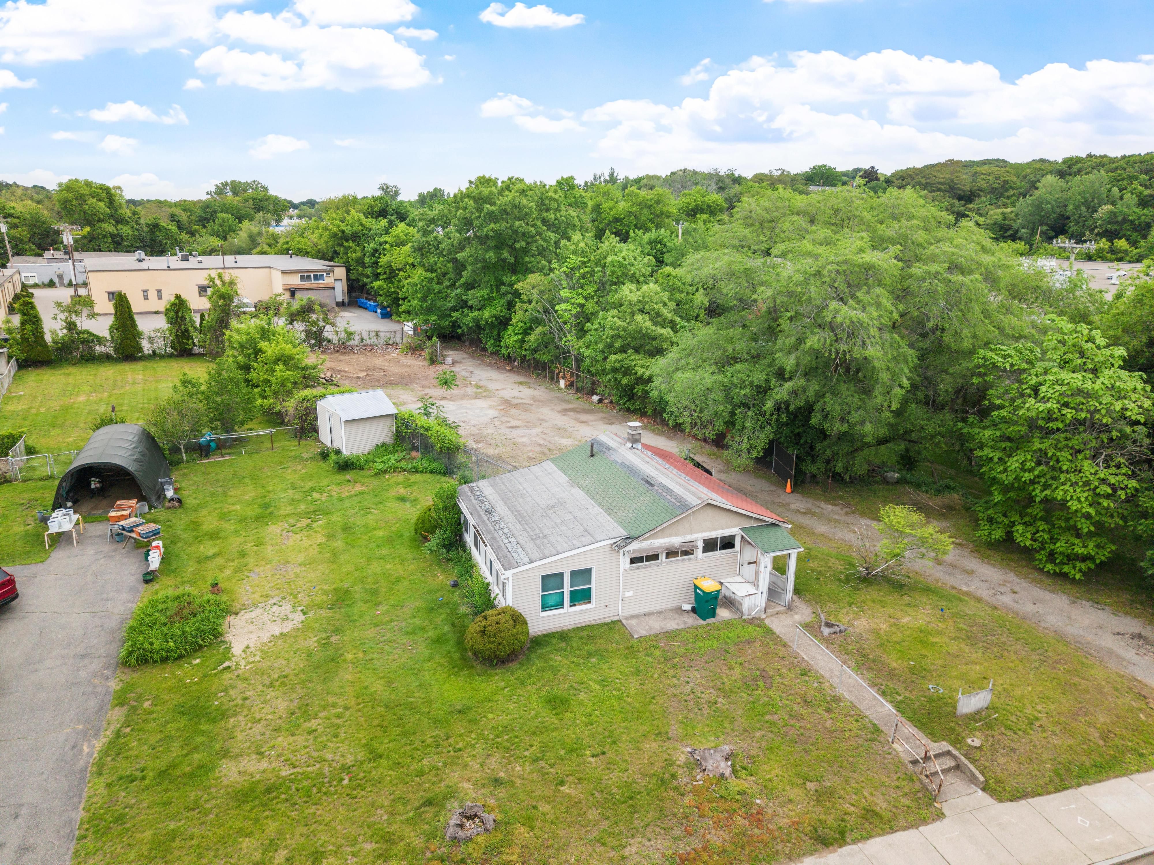  14 Cross Street, Woburn, MA 01801 - 物件實景