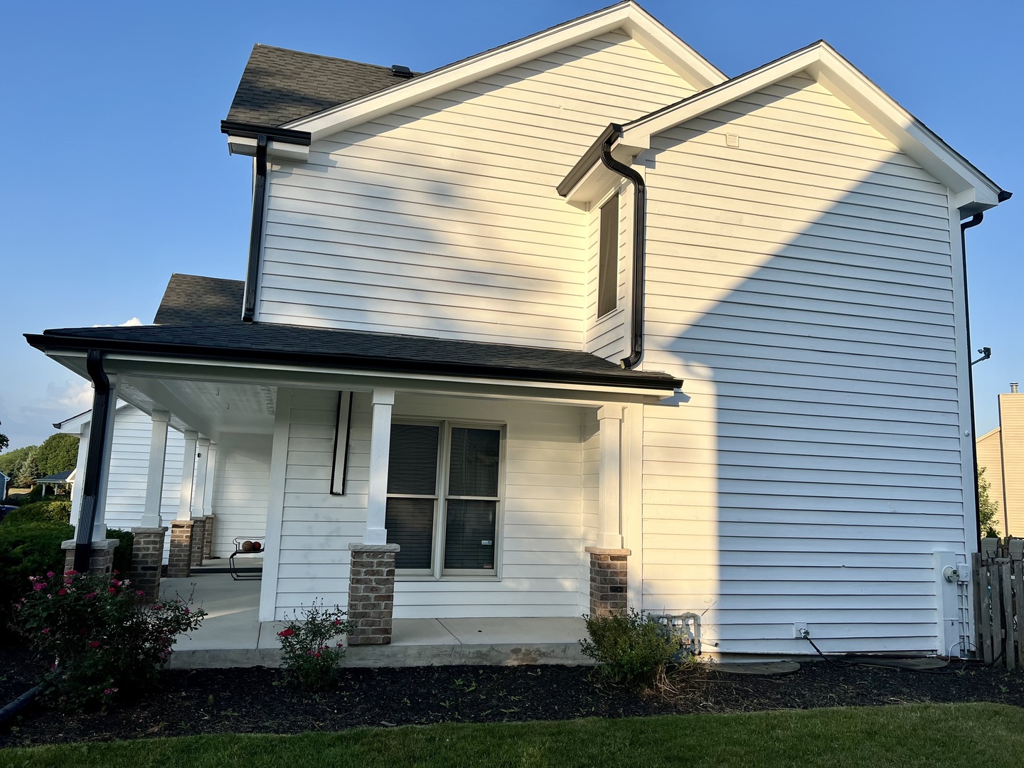 Aurora, Illinois, 60506, United States, 5 Bedrooms Bedrooms, ,5 BathroomsBathrooms,Residential,For Sale,1891548