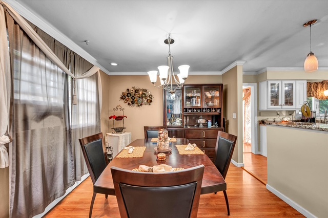 West Haven, Connecticut, 06516, United States, 4 Bedrooms Bedrooms, ,2 BathroomsBathrooms,Residential,For Sale,1981811