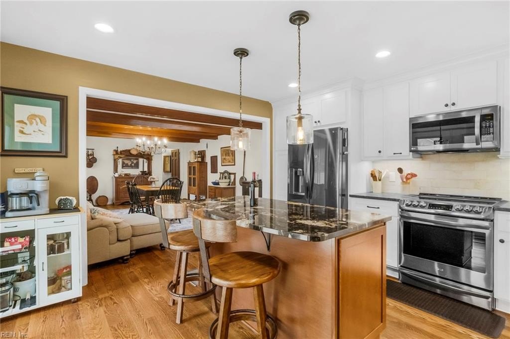 Virginia Beach, Virginia, 23455, United States, 3 Bedrooms Bedrooms, ,2 BathroomsBathrooms,Residential,For Sale,1984440