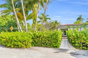 MIAMI SHORES, Florida, 33138, United States, 2 Bedrooms Bedrooms, ,3 BathroomsBathrooms,Residential,For Sale,1876203