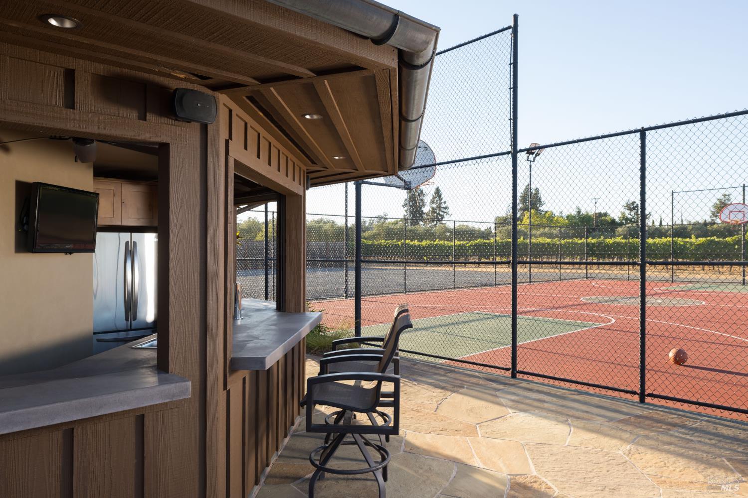 Santa Rosa, California, 95401, United States, 4 Bedrooms Bedrooms, ,4 BathroomsBathrooms,Residential,For Sale,1993093