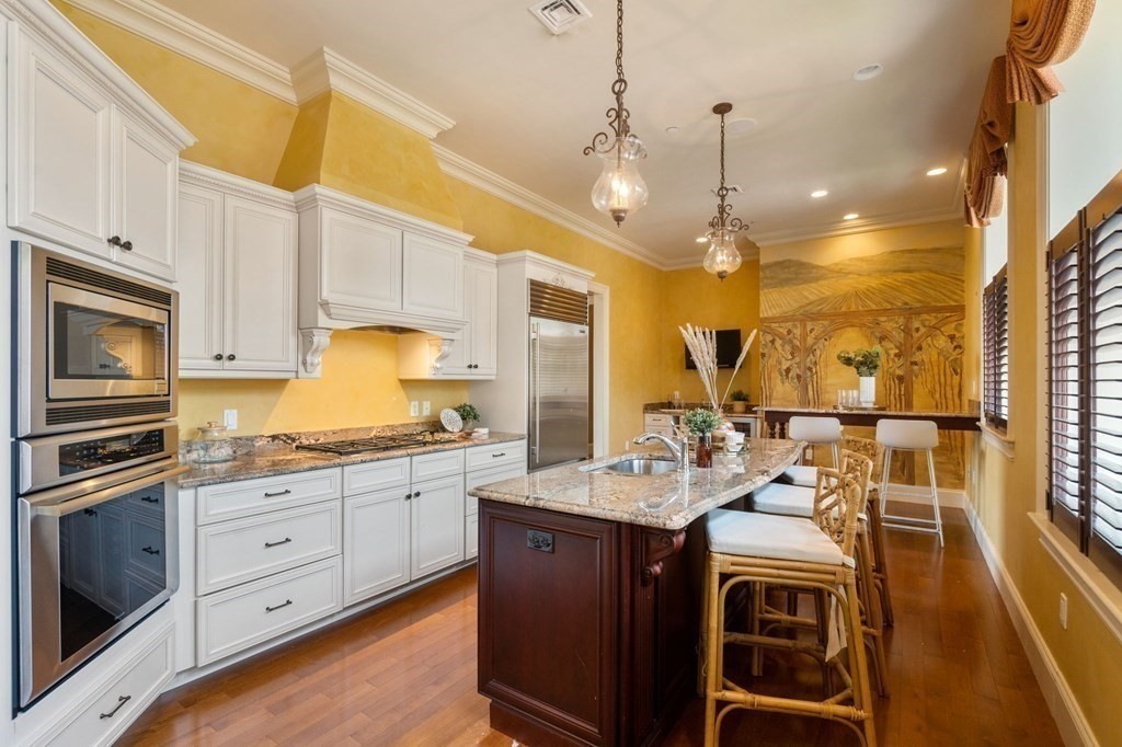 Brookline, Massachusetts, 02445, United States, 2 Bedrooms Bedrooms, ,3 BathroomsBathrooms,Residential,For Sale,1898369