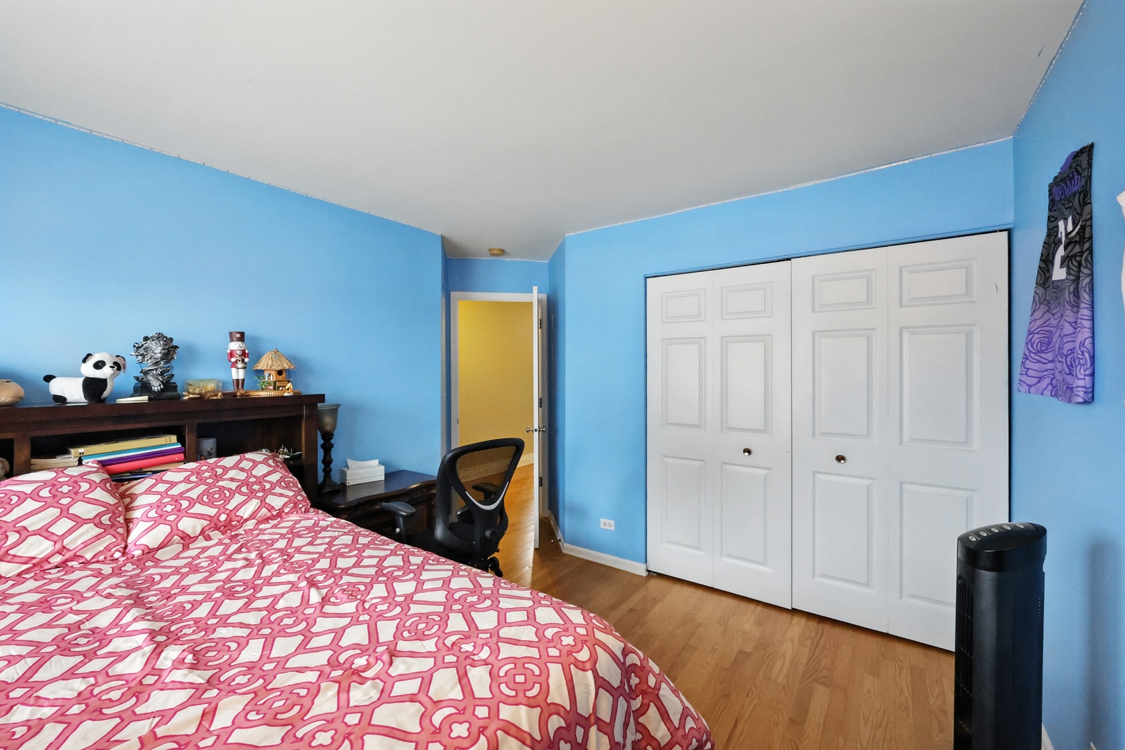 Vernon Hills, Illinois, 60061, United States, 4 Bedrooms Bedrooms, ,4 BathroomsBathrooms,Residential,For Sale,1924682
