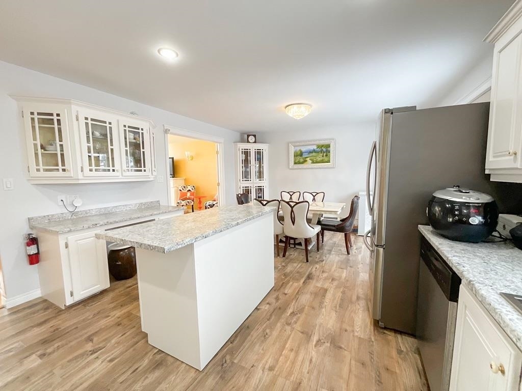 STRATFORD, Prince Edward Island, C1B 2H3, CA, 4 Bedrooms Bedrooms, ,2 BathroomsBathrooms,Residential,For Sale,1885210