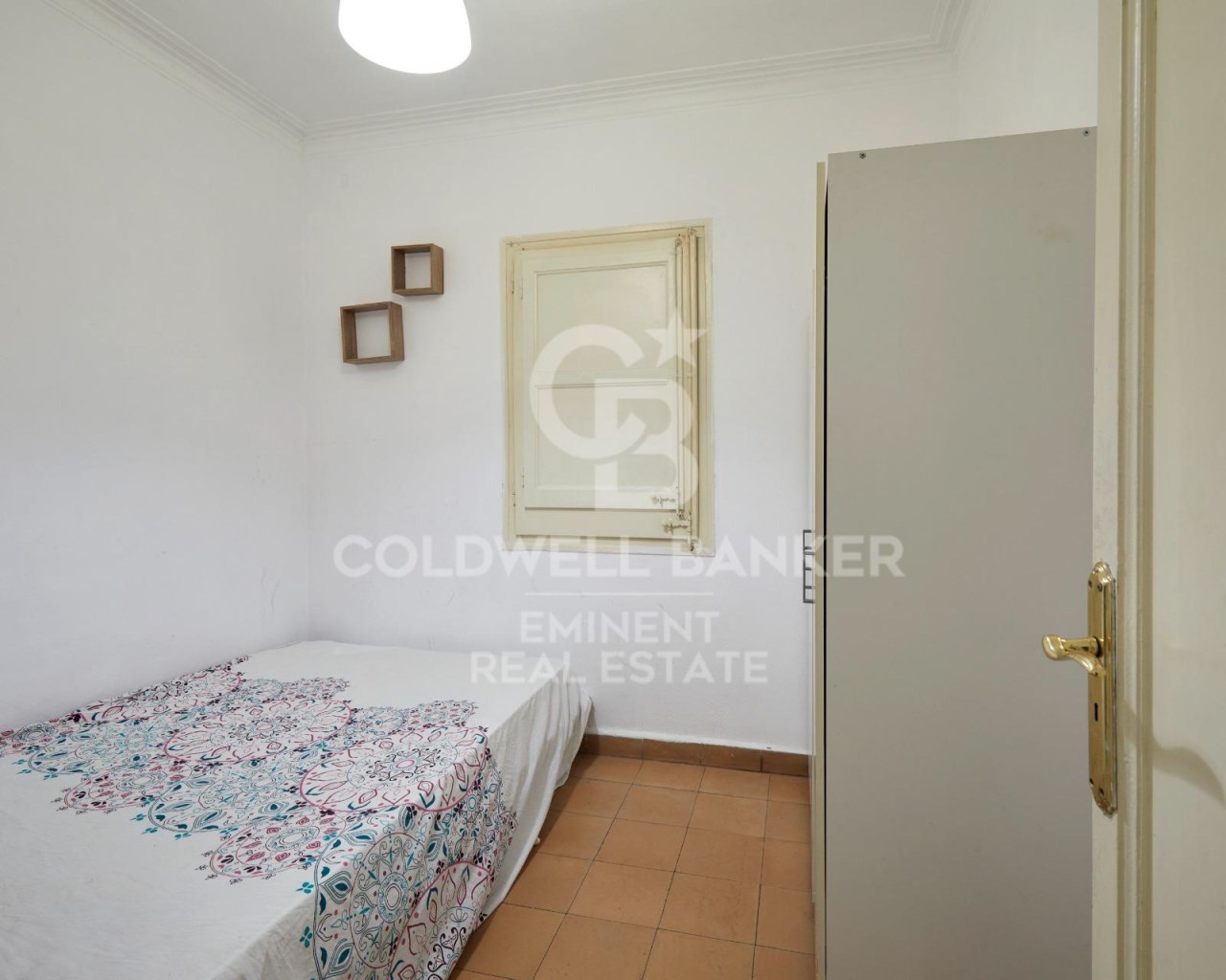 Barcelona, Catalonia, ES, 5 Bedrooms Bedrooms, ,2 BathroomsBathrooms,Residential,For Sale,1784996