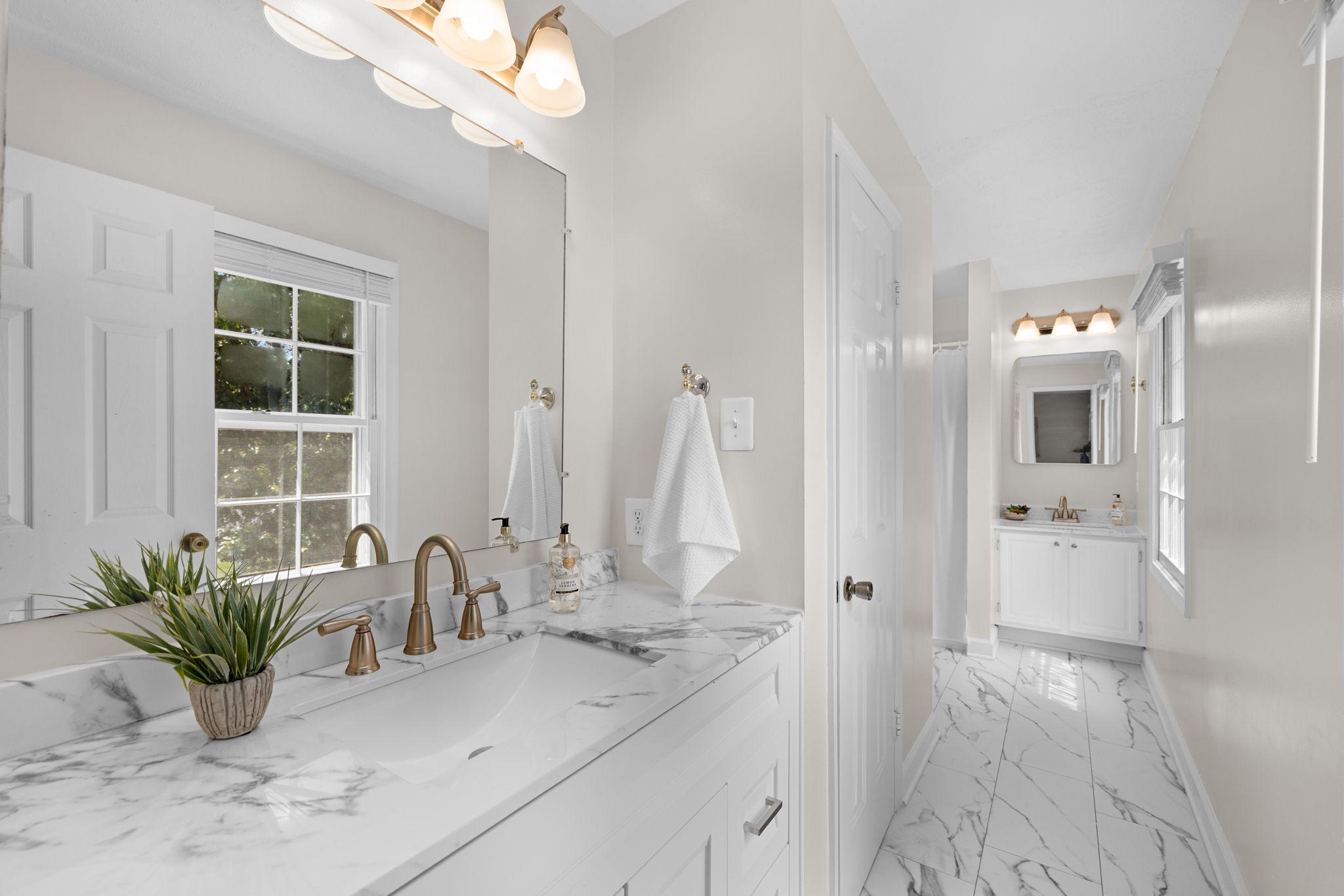  6520 White Post Road, Centreville, VA, 20121 - 物件實景