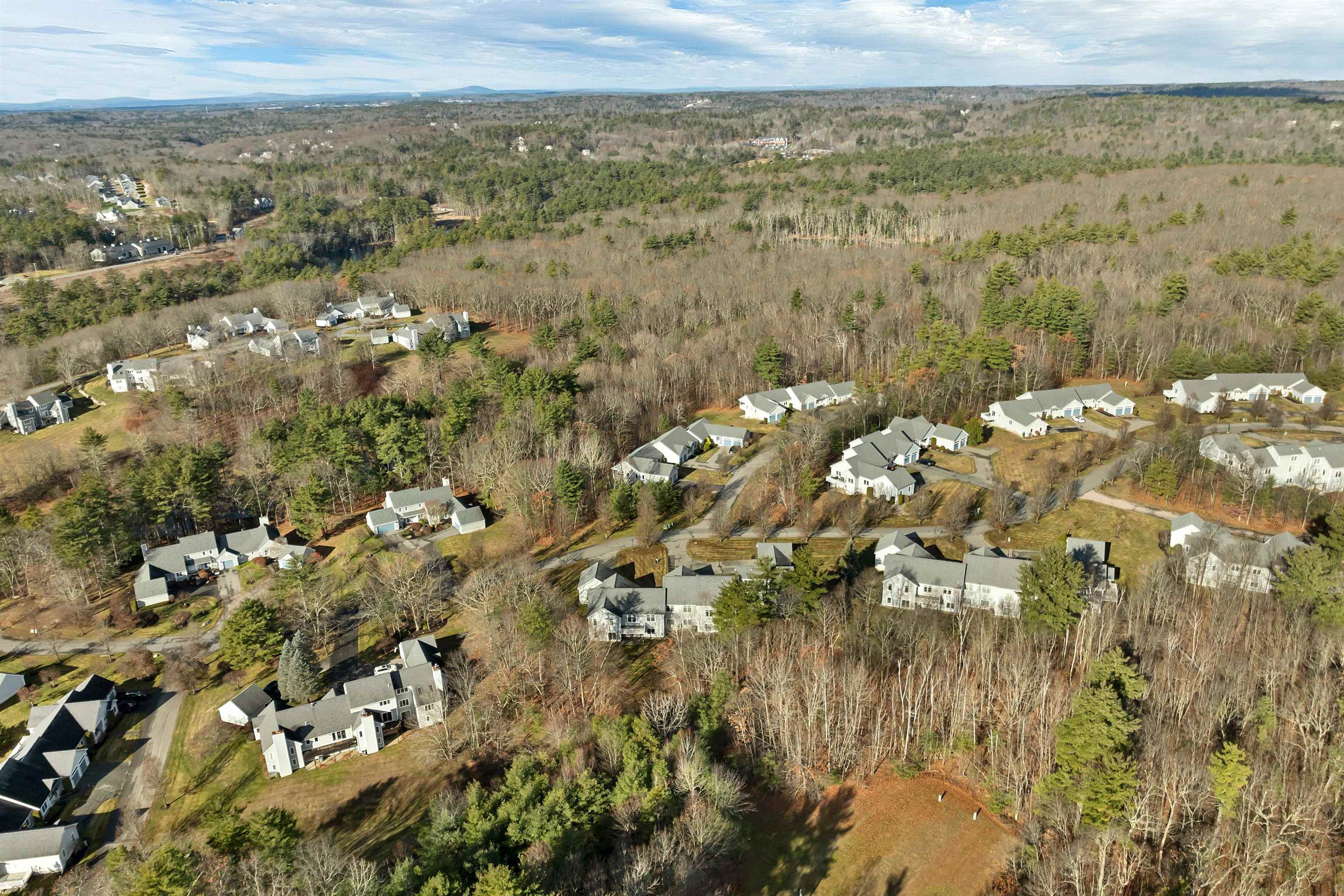 Windham, New Hampshire, 03087, United States, 2 Bedrooms Bedrooms, ,1 BathroomBathrooms,Residential,For Sale,2001835