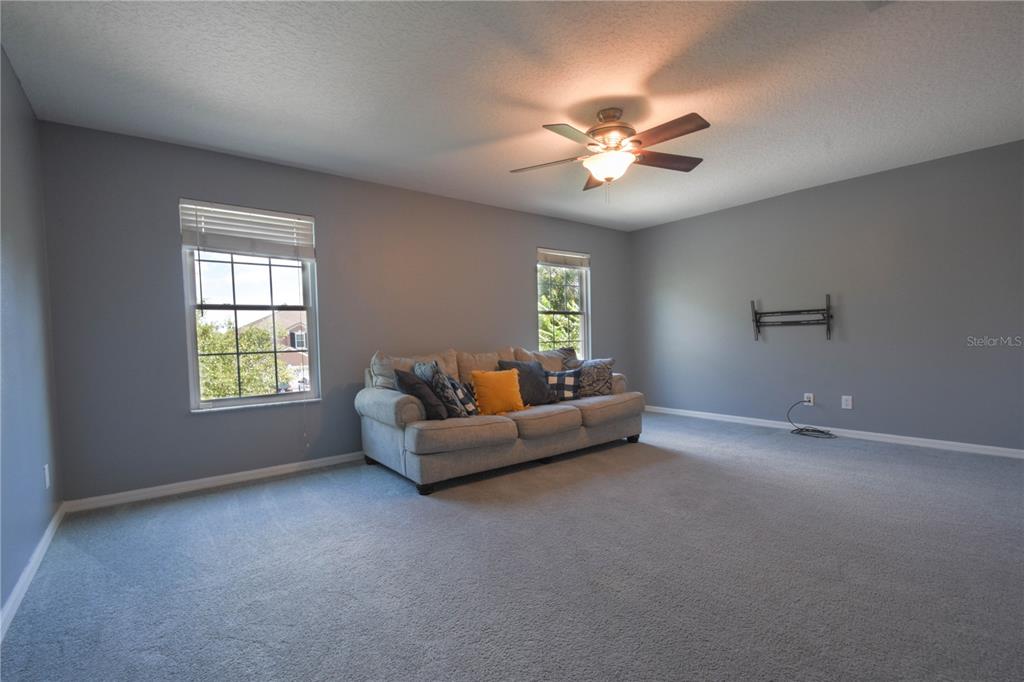 Orlando, Florida, 32828, United States, 4 Bedrooms Bedrooms, ,3 BathroomsBathrooms,Residential,For Sale,1902586