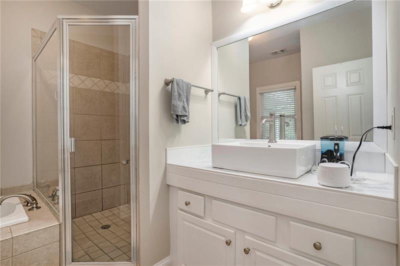 Atlanta, Georgia, 30317, United States, 3 Bedrooms Bedrooms, ,3 BathroomsBathrooms,Residential,For Sale,2008619