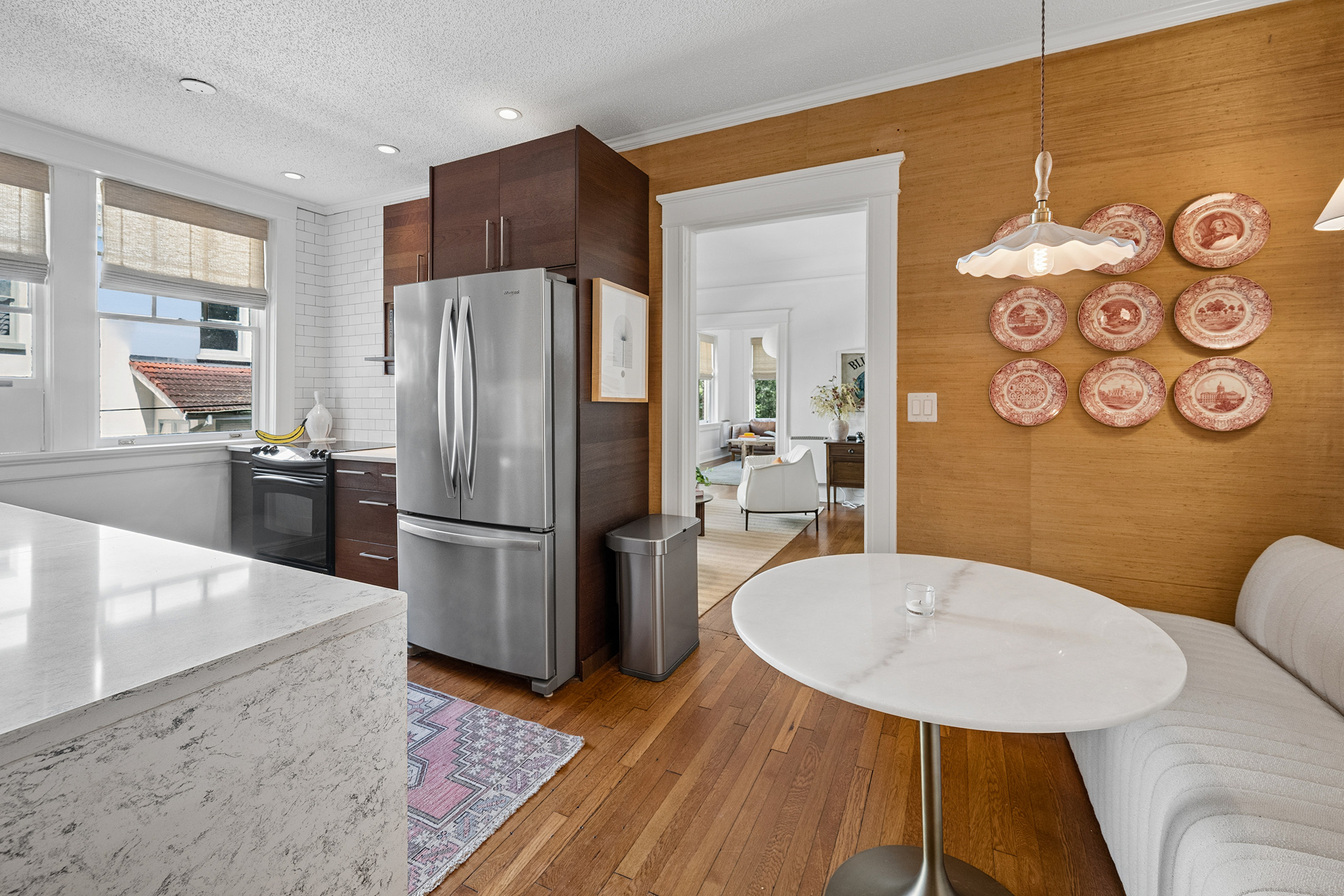 Beautifully Renovated Corner Unit in an Intimate Historic Boutique Building - 物件實景