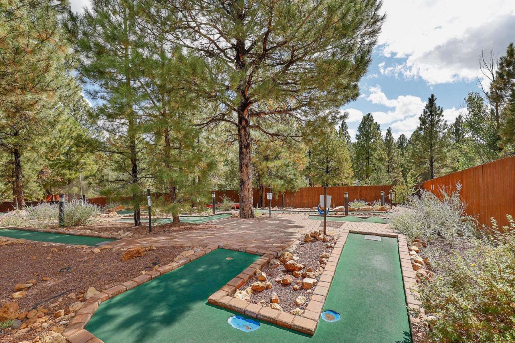  2197 N Running Deer Street  Flagstaff, AZ - 物件實景