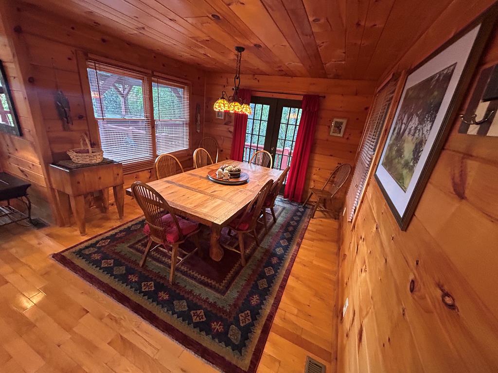 Blue Ridge, Georgia, 30513, United States, 3 Bedrooms Bedrooms, ,3 BathroomsBathrooms,Residential,For Sale,1965953