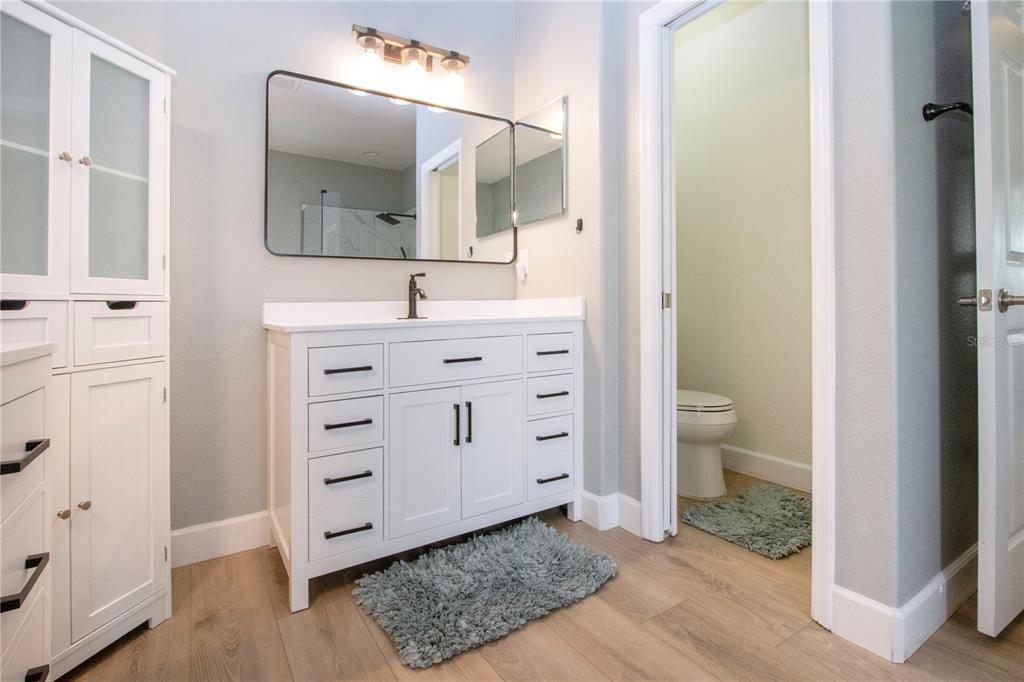 Bradenton, Florida, 34212, United States, 4 Bedrooms Bedrooms, ,3 BathroomsBathrooms,Residential,For Sale,1829585