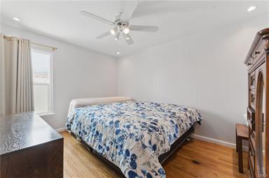 Redondo Beach, California, 90277, United States, 3 Bedrooms Bedrooms, ,2 BathroomsBathrooms,Residential,For Sale,1798298