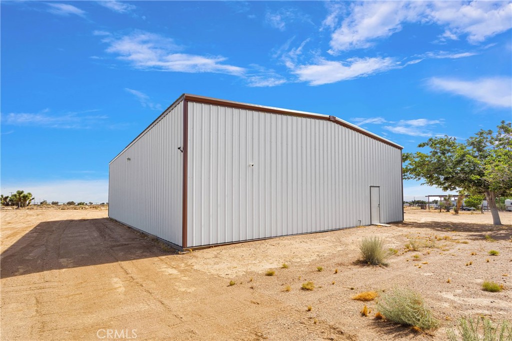 Phelan, California, 92371, United States, 3 Bedrooms Bedrooms, ,3 BathroomsBathrooms,Residential,For Sale,1881862