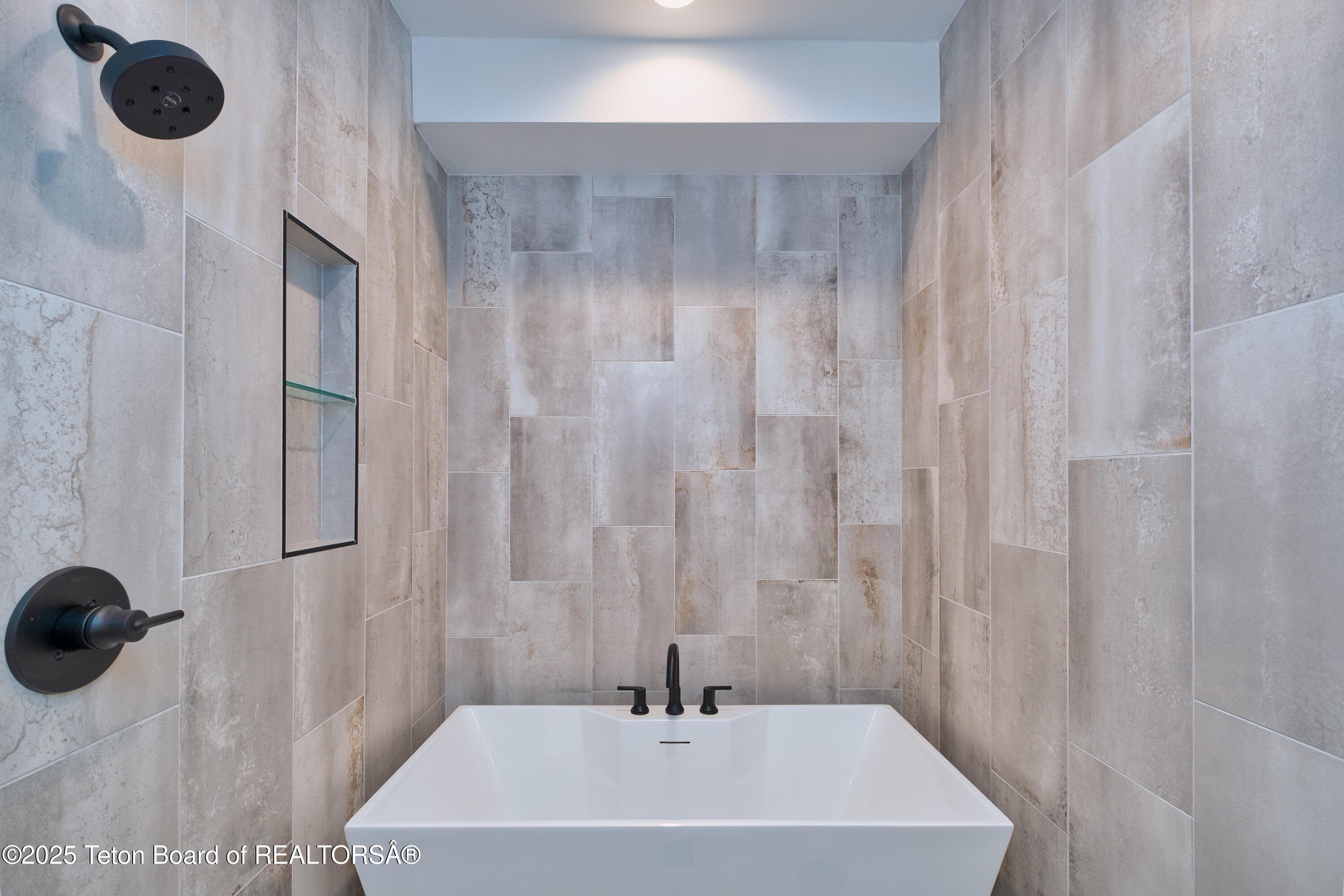 Victor, Idaho, 83455, United States, 4 Bedrooms Bedrooms, ,4 BathroomsBathrooms,Residential,For Sale,1979120