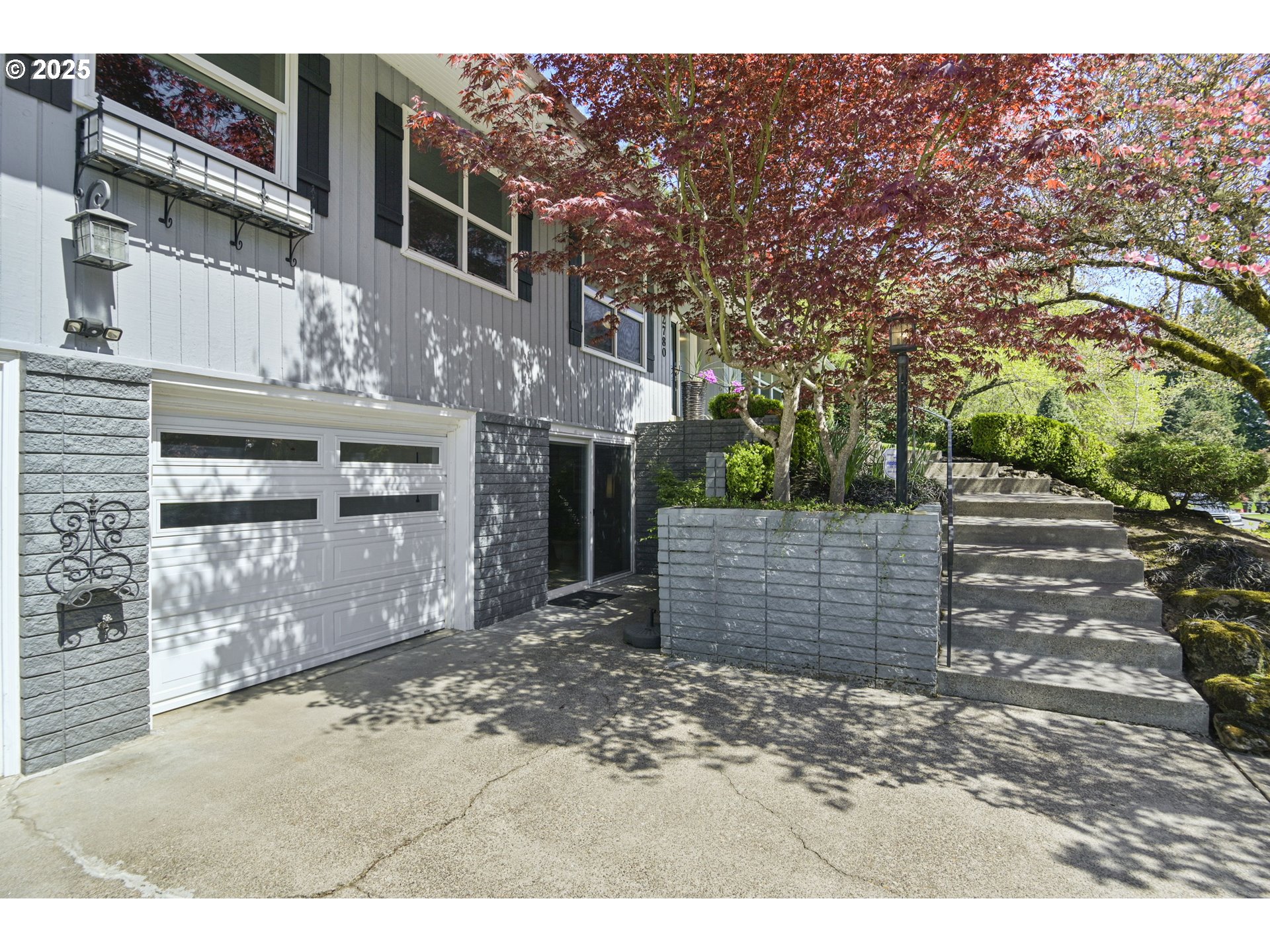 Portland, Oregon, 97225, United States, 3 Bedrooms Bedrooms, ,3 BathroomsBathrooms,Residential,For Sale,1787788