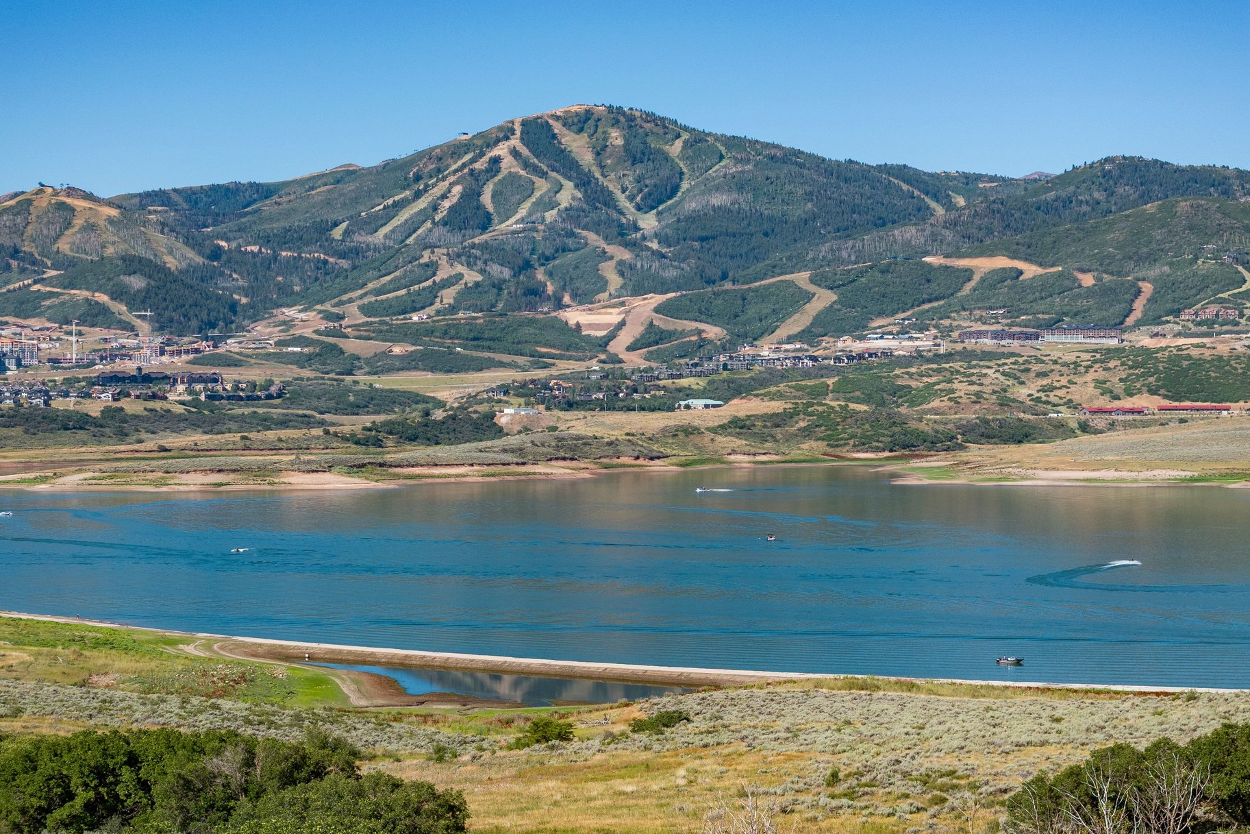  Expansive View Lot Within Lakeview Estates - 物件實景